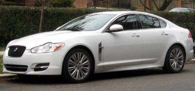 Jaguar XF 2.0 Ingenium diesel engine with timing chain diagram