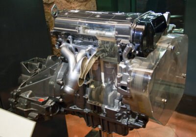 Classic Ford engine with worn valve seats illustration
