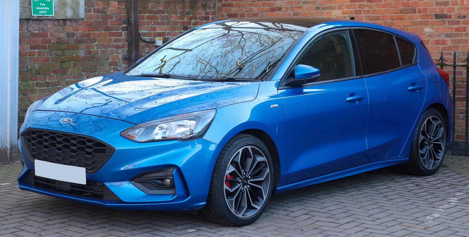 Ford Focus RS 2.3 EcoBoost turbo image
